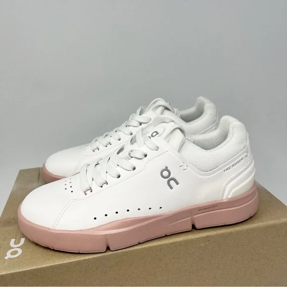 On Running The Roger Advantage Sneaker
Size 5 NEW! - Picture 3 of 7